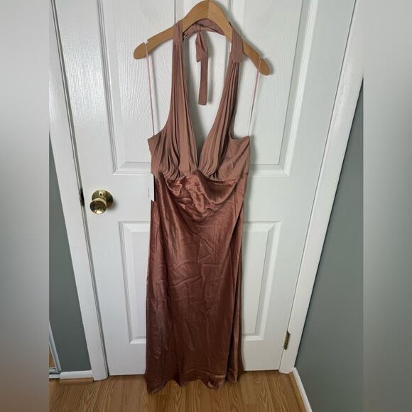 Reformation Wyn Silk Dress in Praline 12 - Picture 3 of 12